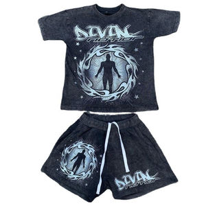 Conjunto de 2 piezas de verano con estampado serigrafiado efecto desgastado por el sol, conjunto de camiseta y pantalones cortos de 2 piezas para hombre con estampado gráfico personalizado con lavado ácido. - Product Image 3