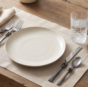 Ensemble de couverts argent mat à poignée nœud avec texture martelée, couverts minimalistes pour les dîners de mariage - Product Image 4