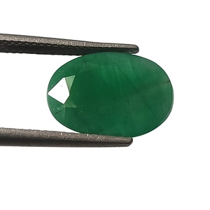 Hermosa Esmeralda Zambiana Natural de Buena Calidad, Corte Ovalado, 5.00 Quilates, Sin Tratar, Facetada, Piedra Preciosa Suelta de 10X14 mm para Joyería - Product Image 1