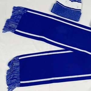 Conjunto de Bufanda y Gorro de Punto Azul Rey y Blanco Zeta Phi Beta Finer Womanhood - Set de Regalo de Lujo de la Hermandad Amicae Legacy, Artículos Universitarios - Product Image 2