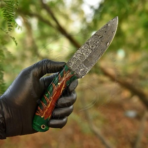 Couteau de chasse artisanal en acier Damas, manche en forme de pomme de pin, designs personnalisés, couteaux de camping pour détaillants - Product Image 4