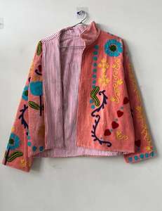 Veste d'hiver 2026, style ethnique chic, vêtement d'extérieur en coton indien, broderie Suzani faite à la main, veste d'hiver en velours, manteau vintage unisexe - Product Image 3