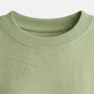 เสื้อครอปท็อปผ้าฝ้ายสีสันตามสั่งสำหรับผู้หญิง เสื้อแฟชั่นฤดูร้อน เสื้อสตรีทแวร์ เสื้อออกกำลังกาย เสื้อยืดสำหรับฟิตเนสและออกกำลังกาย - Product Image 4