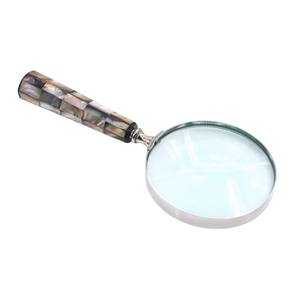 Loupe classique avec manche en os de buffle bicolore noir et blanc, cadre en laiton, accessoire de bureau élégant pour la lecture - Product Image 2