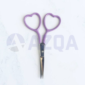Tijeras de Bordado Profesionales de Acero Inoxidable con Mango en Forma de Corazón para Costura, Manualidades y Corte de Hilo - Product Image 4