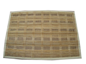 แผ่นรองจานลายตารางทอมือแบบธรรมชาติ - Product Image 4