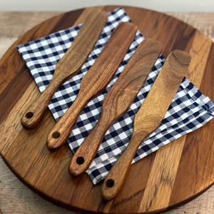 Ensemble de 5 spatules en bois pour la préparation de la pâte à sourde, la cuisson et le mélange des pâtes, pour hôtels, maisons et cuisines. - Product Image 4
