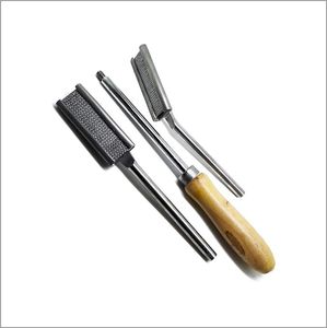 Nuevos instrumentos veterinarios: Raspador dental para caballos, herramientas de herrador con cabezal de acero inoxidable y mango de plástico reutilizable - Product Image 2