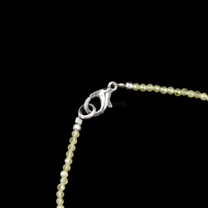 Pulsera de peridoto natural con cuentas microfacetadas, pulsera de piedras preciosas de peridoto redondas para mujer, joyería de cristal curativa hecha a mano al por mayor. - Product Image 3