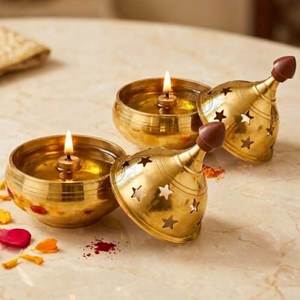 Festive Candle Alternative Copper Diya Brass <b>Oil</b> Deepam Pooja Prayer <b>Lamp</b> Home Temple Decorative Lighting Accent - Product Image 2