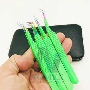 Pinzas Verdes con Punta de Volumen Multi-Boot, Juego de Pinzas para Pestañas a Precios de Mayoreo, Acero Inoxidable, Calidad Fina Garantizada - Product Image 3