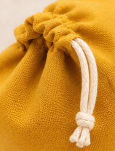 Sac cadeau en coton vert olive avec cordon de serrage, logo personnalisé, durable, écologique, petite pochette anti-poussière en coton mousseline - Product Image 6