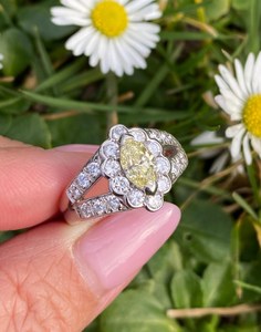 Bague florale en moissanite jaune 1 carat taille marquise pour femme, en argent 925 original, pour mariage, promesse ou cadeau pour les amoureux - Product Image 2