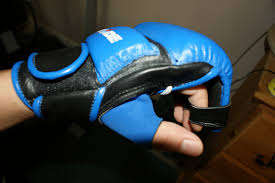 Gants de boxe professionnels en cuir PU sur mesure avec poignées, imperméables, pour l'entraînement au combat - Product Image 3
