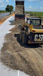 Biaxiaal Pp Polypropyleen Geogrid Composiet Niet-Geweven Geotextiel Voor Wegbasis - Product Image 5