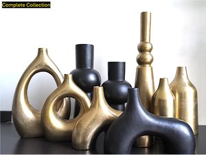 Vase de table minimaliste en laiton à texture raffinée avec design perforé, finition dorée faite à la main - Product Image 4