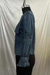 Blusa Elegante de Mezclilla con Lavado Vintage, Cuello Redondo, Manga Larga, Ajuste Cómodo para Fiestas Casuales y Moda de Oficina - Product Image 3