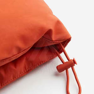 Chaleco Acolchado para Hombre, Estilo Urbano, Último Diseño, Hecho en Pakistán, de la Mejor Calidad, Gran Venta - Product Image 2