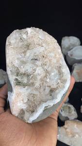 Spécimens de géodes d'apophyllite verte naturelle, collection de cristaux de pierres brutes du Maharashtra - Product Image 5