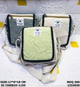 กระเป๋าสะพายข้างทำจากป่านธรรมชาติ ขนาด 17x6x18 ซม. ปิดด้วยซิป ใช้ได้ทุกวัน ผลิตในอินเดีย เป็นมิตรกับสิ่งแวดล้อม รุ่น CSIEB20-1155 - Product Image 1