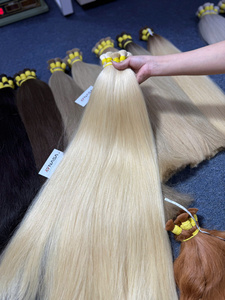 ต่อผมขายดีแบบยกแพ็ค ผมแท้ 100% - Product Image 1