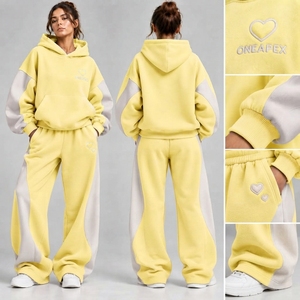 Conjunto Deportivo Informal para Mujer, Sudadera con Capucha Oversize Amarilla y Blanca, Pantalones Jogger de Pierna Ancha, Conjunto de Dos Piezas - Product Image 3
