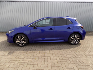 Toyota Corolla d'occasion 1.8L Hybride Berline Automatique Économe en Carburant Conduite à Droite Faible Kilométrage Véhicule d'Exportation - Product Image 5