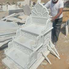 HAYAT INDUSTRIES Minbar de mosquée en marbre blanc traditionnel sculpté à la main, durable et anti-corrosion - Product Image 2