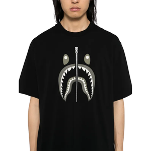 เสื้อยืดพิมพ์ลายฉลามปากกว้าง คอตตอนเจอร์ซีย์สีดำ 100% สไตล์ลำลอง ทรงโอเวอร์ไซส์ ระบายอากาศได้ดี แขนสั้น - Product Image 5