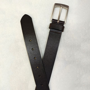 Ceinture en cuir véritable minimaliste moderne pour homme, avec boucle à vis profonde, couleur unie, pour l'entraînement sportif - Product Image 6