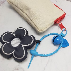 พวงกุญแจตุ๊กตาดอกไม้น่ารัก - Product Image 1