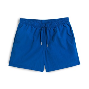 Short de bain décontracté pour homme, rayé, tissé, 100 % polyester, séchage rapide, cordon de serrage, taille mi-haute, logo avant, poches, pour la plage et la piscine - Product Image 5