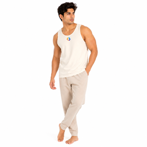 El material de calidad crea una sensación suave y una camiseta sin mangas resistente que permite un movimiento relajado para los días de viaje y las rutinas diarias. - Product Image 6