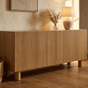 Cómoda Ravel de Madera de Teca Sólida con Acabado Natural Orgánico, Estilo Contemporáneo, Ecológica y Duradera para Dormitorio, Sala de Estar o Almacén - Product Image 2