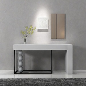 Console convertible moderne et minimaliste avec miroir, finition blanche, détails sphériques empilés artistiques, structure métallique, application pour entrée - Product Image 5