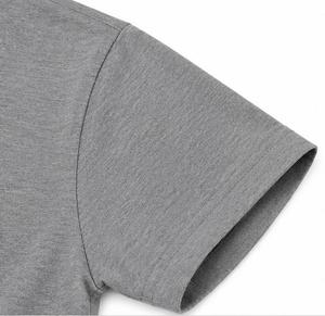 T-shirt gris à manches courtes et col rond pour homme, coupe classique, couleur unie, 100 % coton jersey tricoté, design uni, respirant à l'avant - Product Image 5