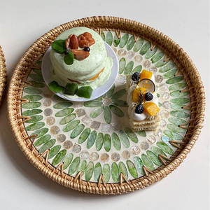 Bandeja de ratán redonda hecha a mano para servir comida con incrustaciones de nácar, nuevo patrón para decoración del hogar y la cocina, venta al por mayor de Vietnam - Product Image 6