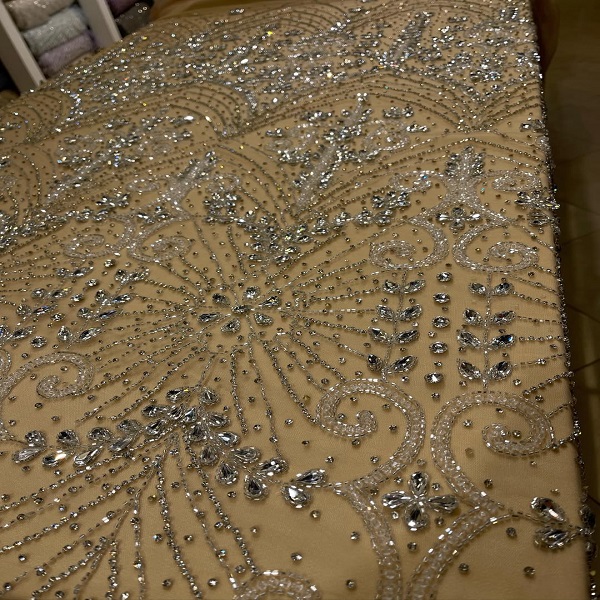 High-Quality Polyester Handmade Lace Fabric for Gown and Wedding Dress Party Wear