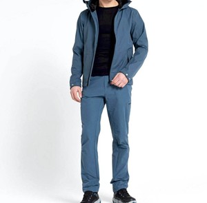 Ensemble de survêtement coupe-vent à capuche pour homme, en tissu polyester respirant et épais, idéal pour l'hiver et le fitness (vente en gros) - Product Image 2