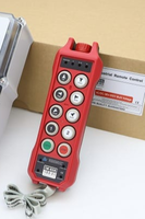 Télécommande radio industrielle sans fil CMK 8D UK, double bouton-poussoir à vitesse variable + 1 bouton d'arrêt champignon + 1 bouton marche, portée 150 m, alimentation CA/CC, verrouillage