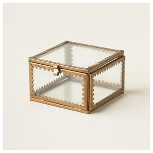 Boîte à bijoux de mariage en laiton gravée sur mesure avec couvercle à charnière pour bagues - Product Image 4