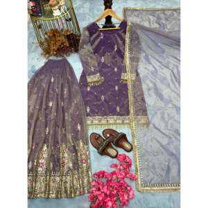 Ensemble de vêtements de fête pour femmes de créateur Plazzo et Dupatta pour des occasions élégantes - Product Image 1