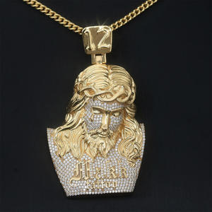 Pendentif Jésus-Christ Premium en Argent Sterling S925 avec Diamant Moissanite Plaqué Or, Collier Religieux Hip Hop avec Motif Couronne - Product Image 1
