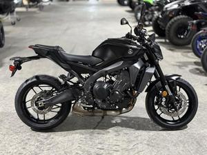 Producto TOP USADO en Perfectas Condiciones 2025 Yamaha MT-09 LISTO PARA CORRER - Product Image 4