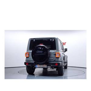 Jeep Wrangler 2.0 Overland Power Top 4 portes, modèle mai 2023, boîte automatique, 19 655 km, sièges en tissu, caméra arrière, conduite à gauche - Product Image 4