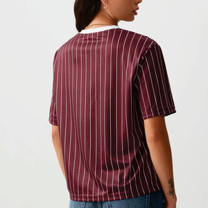 Camiseta de fútbol americano estilo béisbol de malla para mujer, cuello en V, con rayas, logotipo personalizado, poliéster transpirable, ropa de equipo, suministro OEM al por mayor - Product Image 5