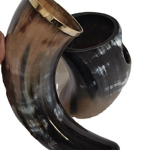 Auténtico Soporte para Cuerno Vikingo Hecho a Mano con Cuerno Natural de Búfalo/Buey, Ecológico, Taza Medieval para Cerveza o Miel, Regalo Nórdico Único - Product Image 5