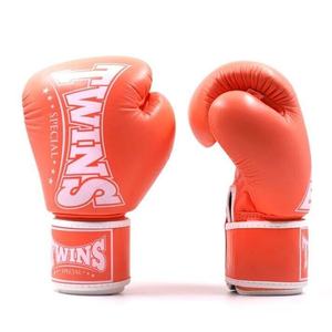 ถุงมือชกมวยไทย MMA หนังแท้คุณภาพ OEM แบบใหม่ ผลิตด้วยมือ พร้อมสายรัดข้อมือปรับได้ - Product Image 4