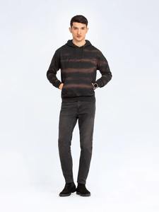 Sweat à capuche de style luxueux pour hommes, produit par des fabricants leaders pour les acheteurs en gros - Product Image 2