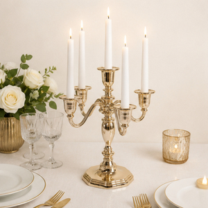 Elegante Centro de Mesa para Boda, Candelabro de 5 Brazos, Portavelas de Metal con Acabado Dorado para Decoración de Fiestas y Eventos - Product Image 2